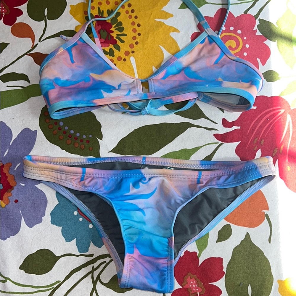 Jolyn Clothing Multicolor Bikini Set